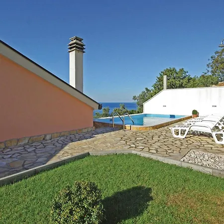 With Outdoor Swimming Pool 305 Podaca